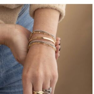 TAYLOR AND TESSIER MIXED METAL WIRE BRACELET